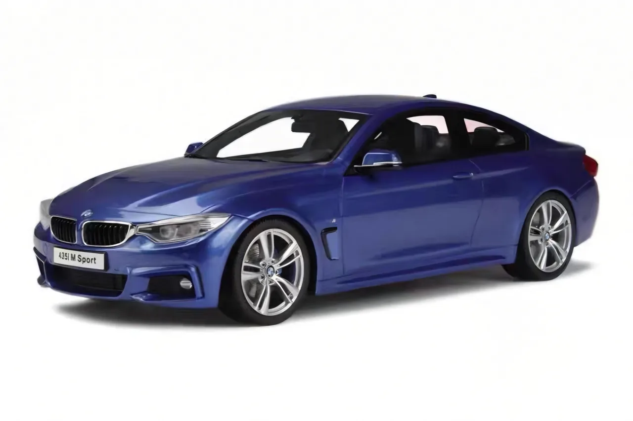 BMW BMW 435i M Sport Coupé F32车模实拍